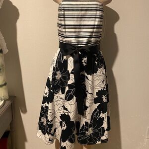 Michelle Antonelli Vintage black/white dress size10 floral with sequins